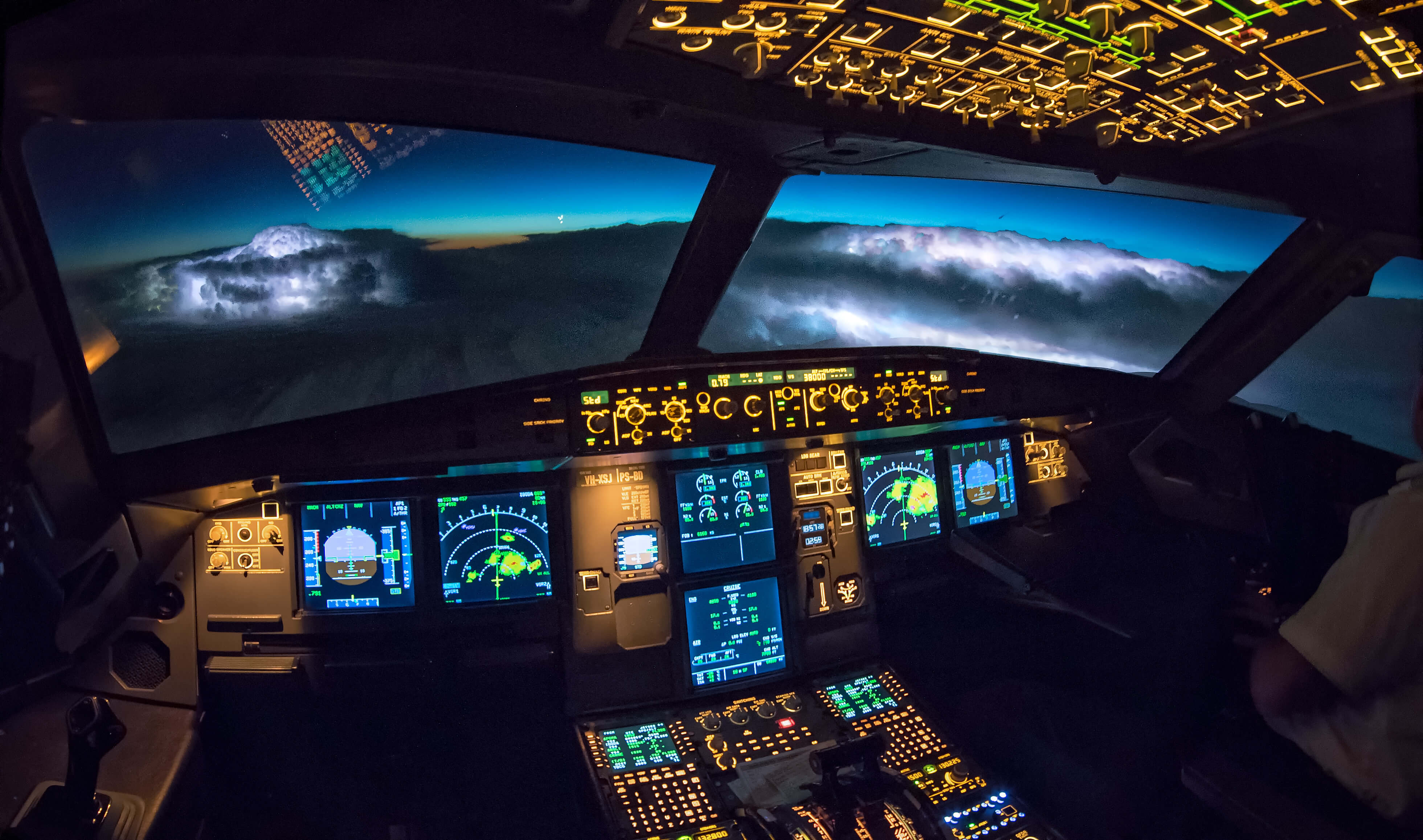 How To Read the Weather Like a Pilot: A Look at Aviation Weather ...