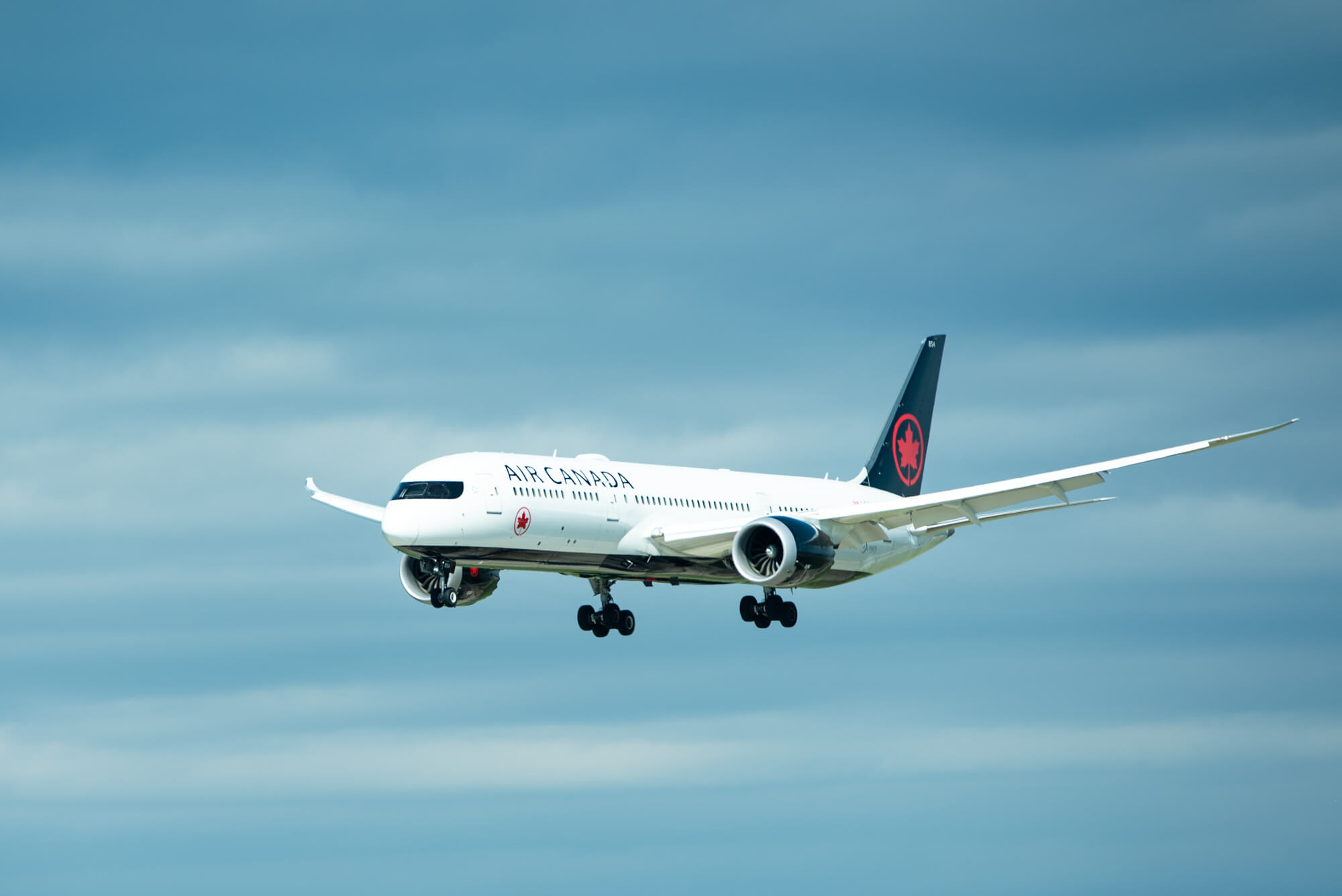 NAV CANADA introduces new landing procedure at Toronto ...